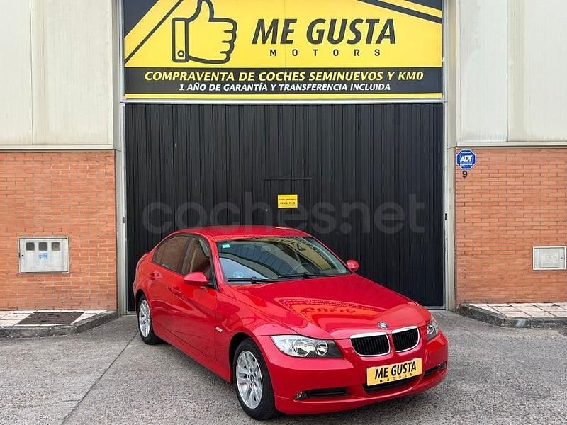 Usado BMW 318 129 CV (94 kW) 2005 Rojo Berlina