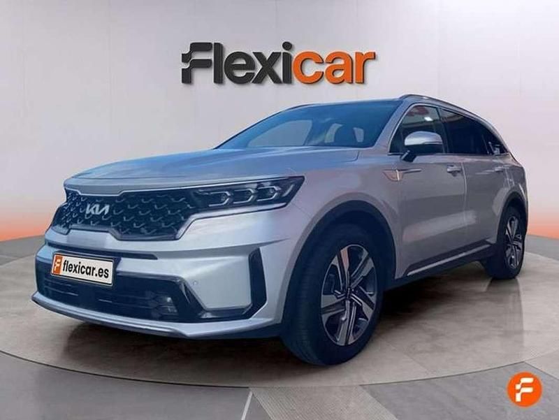 Usado Kia Sorento Plus 232 CV (170 kW) 2023 Gris SUV