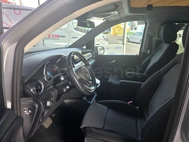 Usado Mercedes V220 Marco Polo 163 CV (119 kW) 2023 Gris / plata Monovolumen