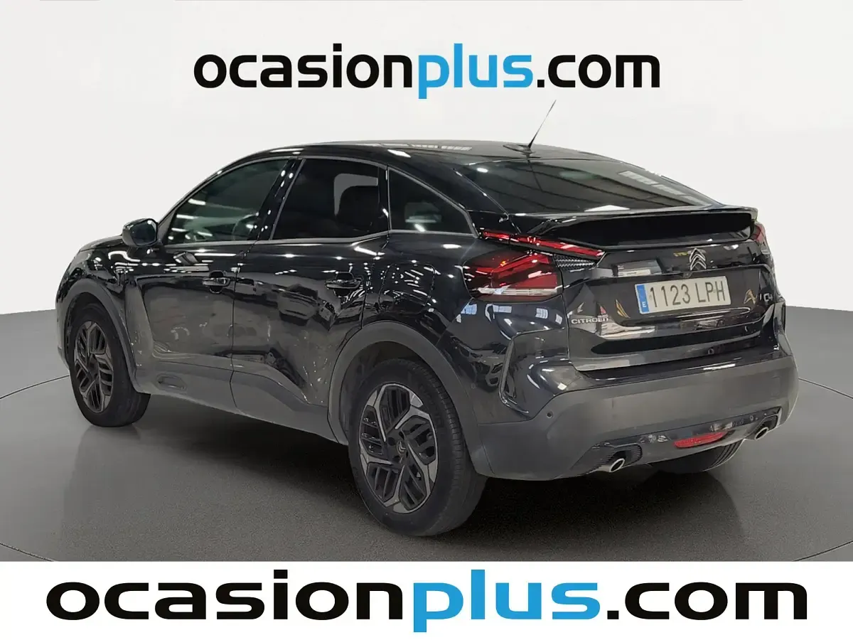 Usado Citroën C4 Feel 131 CV (96 kW) 2021 Negro SUV