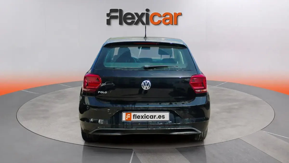 Usado VW Polo Advance 80 CV (58 kW) 2019 Negro Utilitario