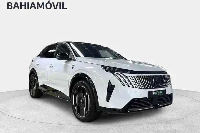 Usado Peugeot e-3008 GT 156 kW (213 CV) 2024 SUV