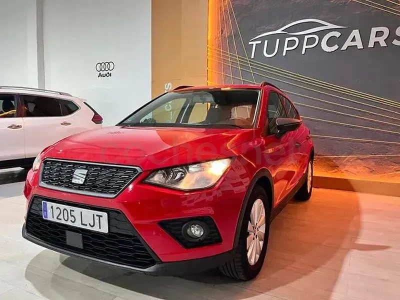 Usado Seat Arona Reference 90 CV (66 kW) 2020 Rojo SUV