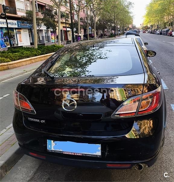 Usado Mazda 6 Luxury 140 CV (102 kW) 2008 Granate Berlina