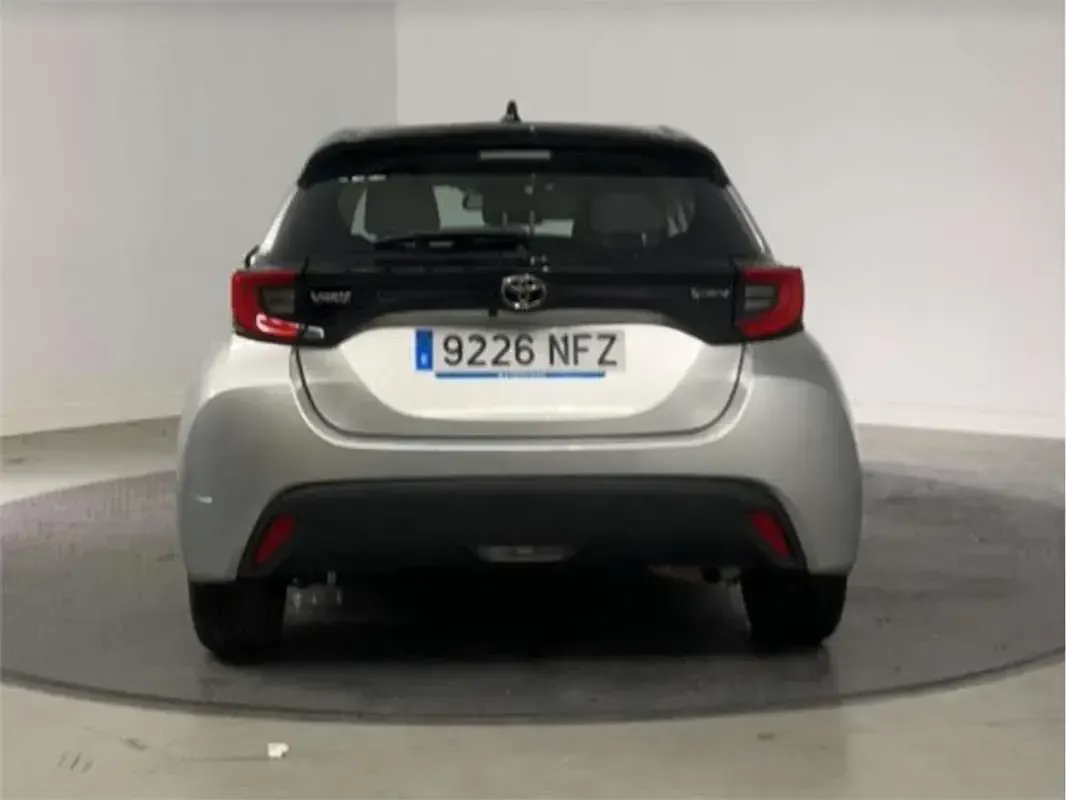 Usado Toyota Yaris Active 116 CV (85 kW) 2025 Utilitario