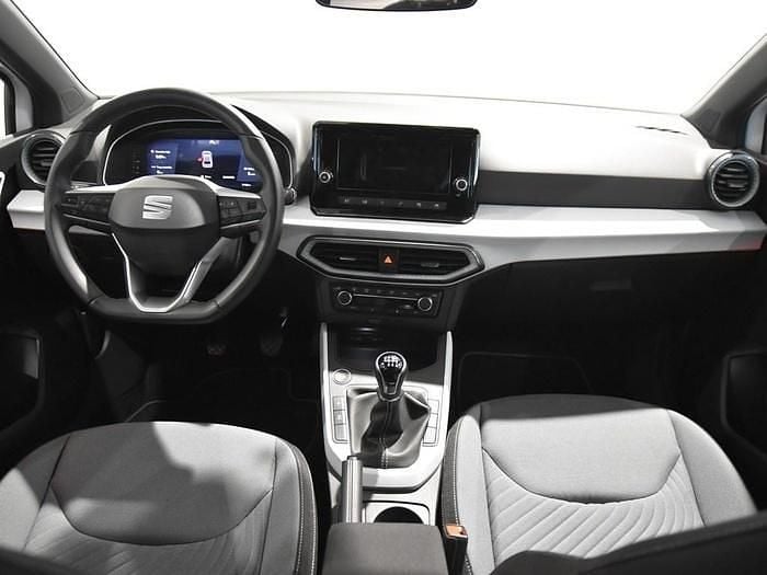Usado Seat Ibiza 115 CV (84 kW) 2024 Blanco