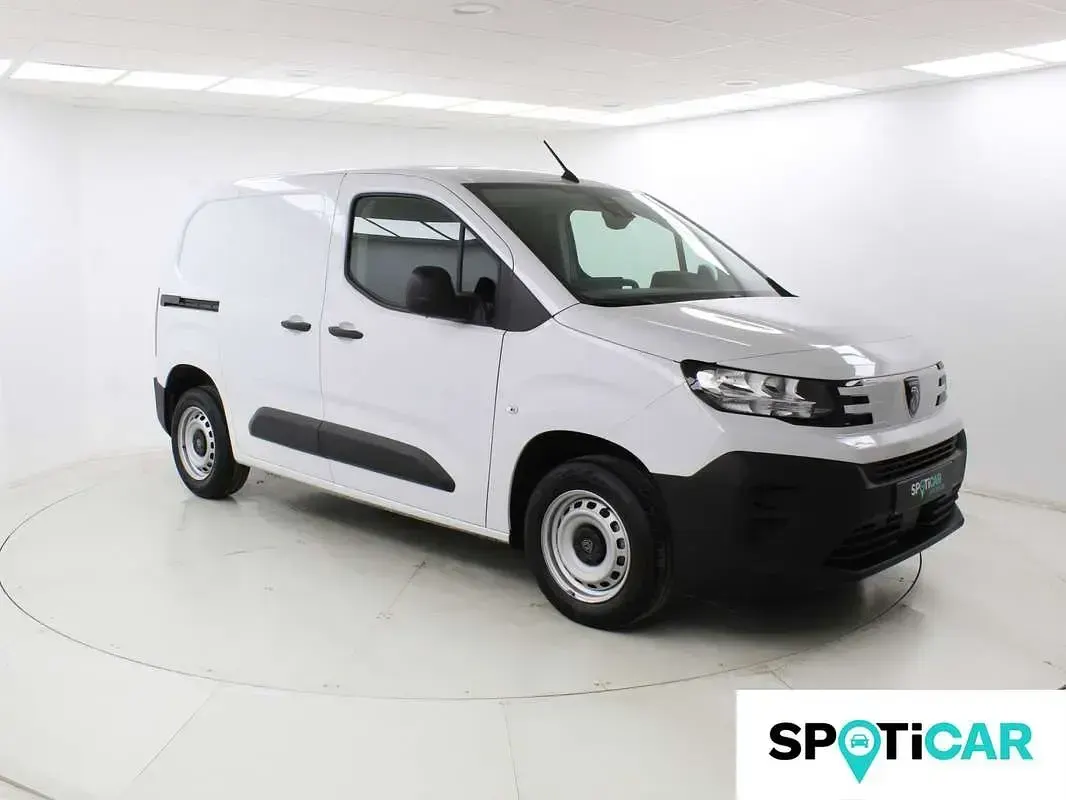 Usado Peugeot Partner 99 CV (72 kW) 2024 Blanco Monovolumen