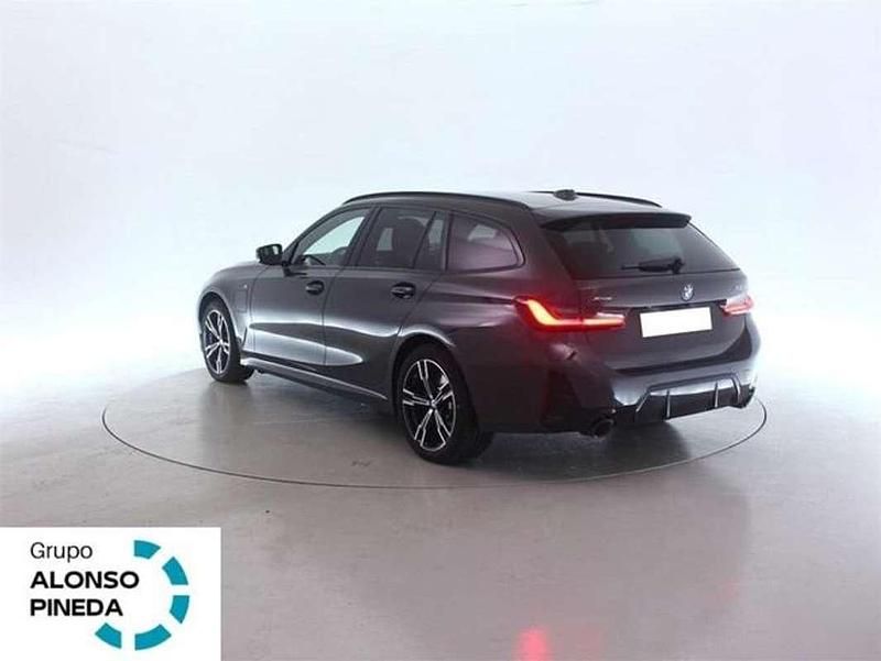 Usado BMW 330e M Sport 292 CV (214 kW) 2025 Negro Familiar