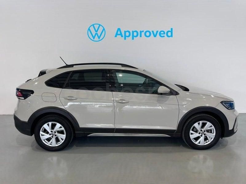 Usado VW Taigo Life 110 CV (80 kW) 2024 Gris / plata SUV