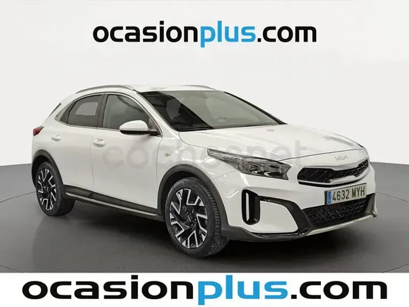 Usado Kia XCeed 100 CV (73 kW) 2025 Blanco SUV