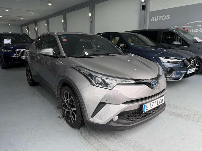 Usado Toyota C-HR Advance 122 CV (89 kW) 2019 Gris SUV