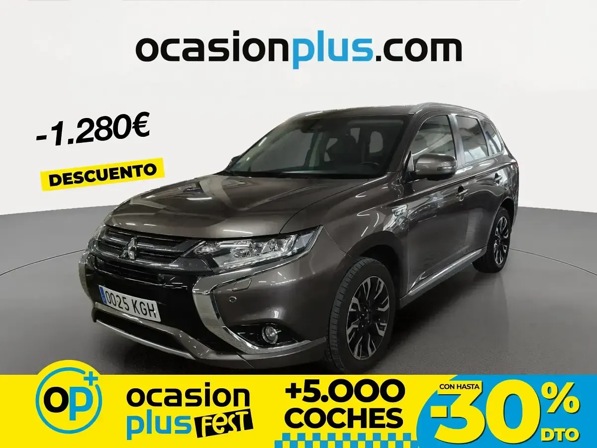 Usado Mitsubishi Outlander P-HEV 203 CV (149 kW) 2017 Pickup/Camioneta