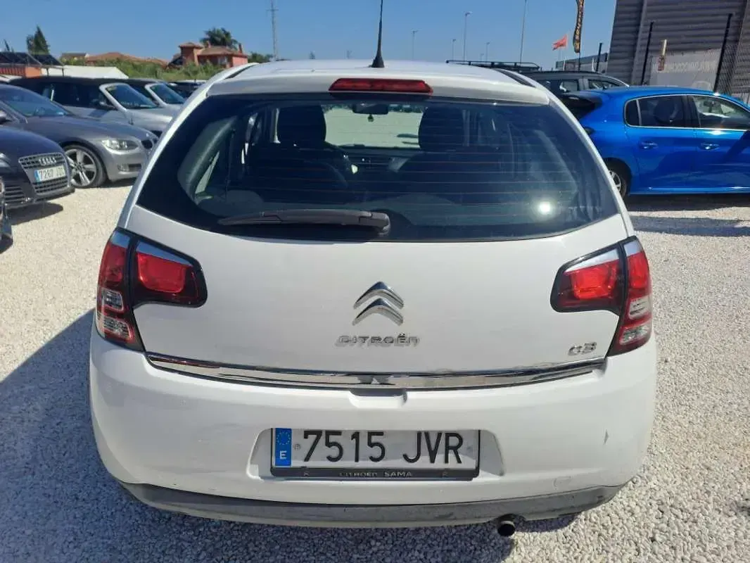 Usado Citroën C3 Live 68 CV (50 kW) 2016 Blanco Utilitario