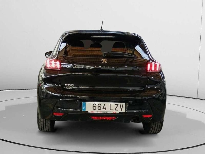 Usado Peugeot 208 Allure 102 CV (75 kW) 2022 Negro Utilitario
