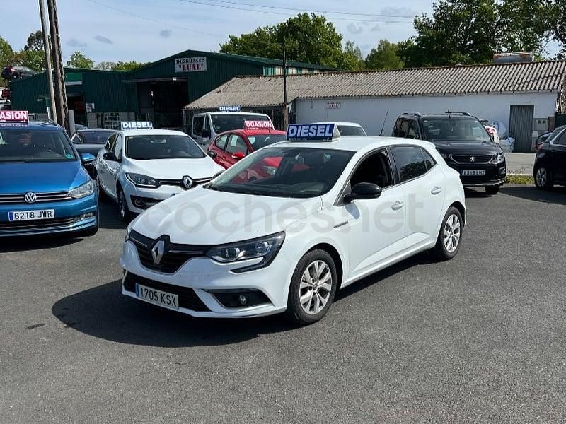 Usado Renault Mégane IV Bose Edition 115 CV (84 kW) 2019 Blanco Berlina