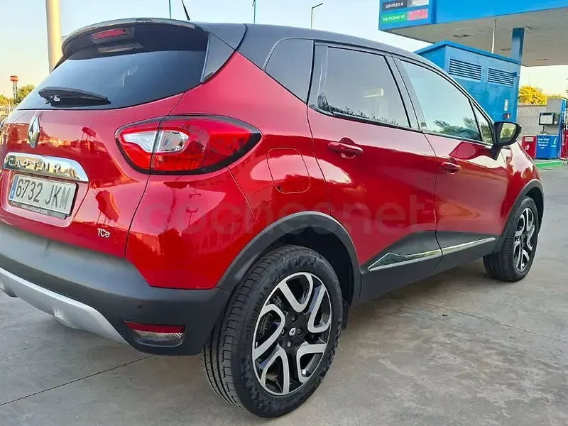 Usado Renault Captur 120 CV (88 kW) 2015 Rojo SUV