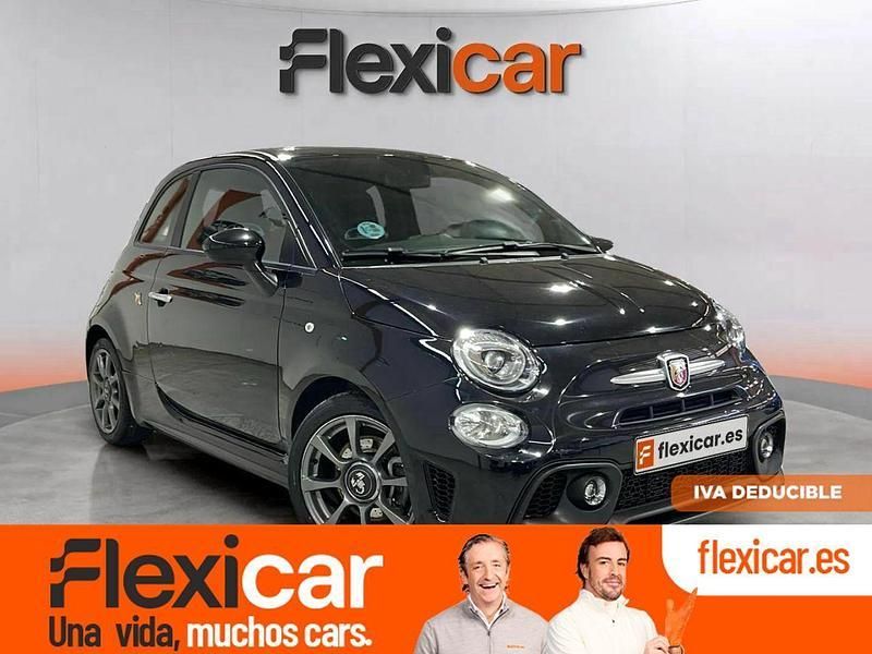 Negro Usado 2022 Abarth 595 Turismo Utilitario | 21.990 € (Un poco caro) - Imagen 1/4