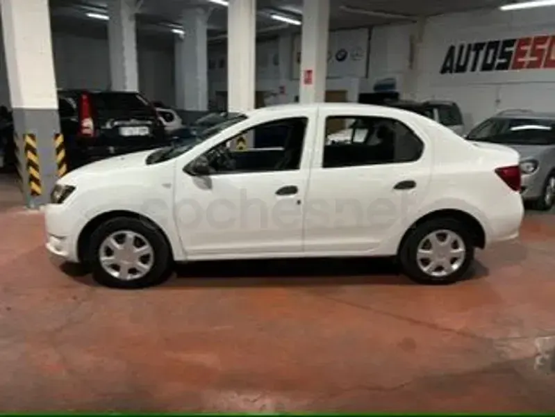 Usado Dacia Sandero Ambiance 75 CV (55 kW) 2016 Blanco Berlina