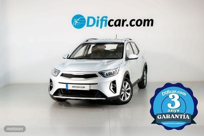 Gris Usado 2023 Kia Stonic SUV | 17.990 € (Un poco caro) - Imagen 1/4