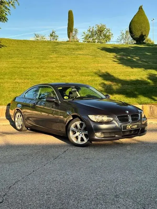 Usado BMW 330 M Sport 231 CV (169 kW) 2007 Gris Coupe