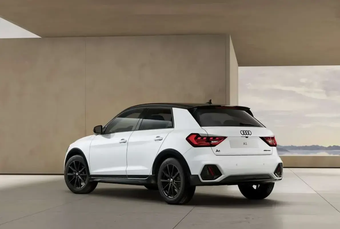 Nuevo Audi A1 Black Edition 116 CV (85 kW) 2026 Blanco SUV