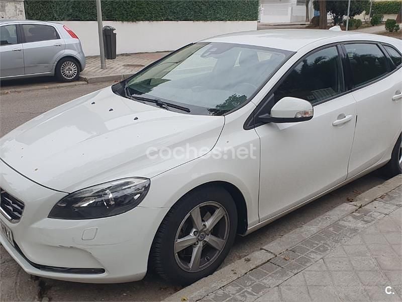 Blanco Usado 2014 Volvo V40 Kinetic Berlina | 10.300 € (Super precio) - Imagen 1/4
