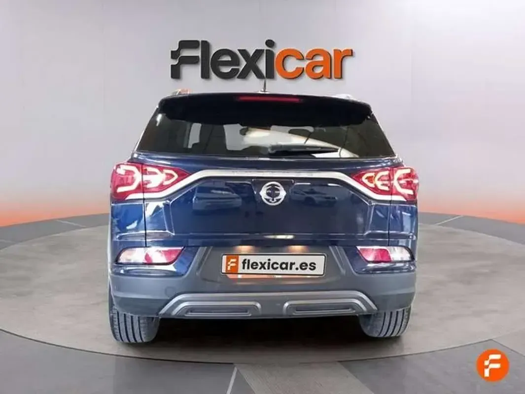 Usado SsangYong Korando Limited 149 CV (109 kW) 2024 Azul SUV