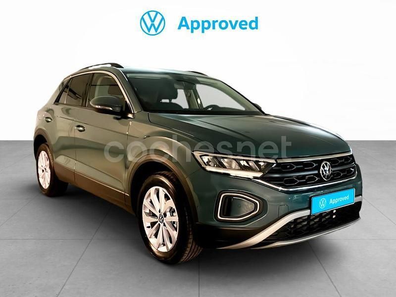Azul Usado 2025 VW T-Roc Life SUV | 30.190 € (Caro) - Imagen 1/4