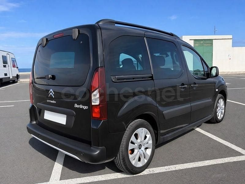 Usado Citroën Berlingo XTR 100 CV (73 kW) 2016 Negro Monovolumen