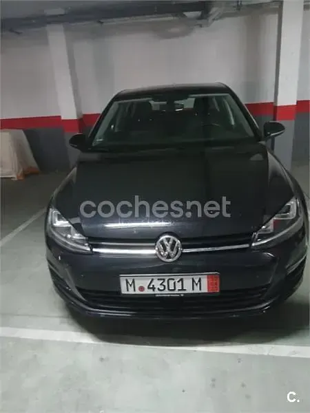 Usado VW Golf VII Advance 110 CV (80 kW) 2017 Negro Berlina