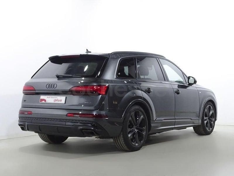 Usado Audi Q7 Premium 286 CV (210 kW) 2025 Gris / plata SUV