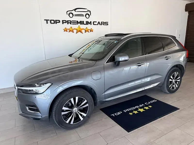 Usado Volvo XC60 Inscription 340 CV (250 kW) 2021 Gris / plata SUV