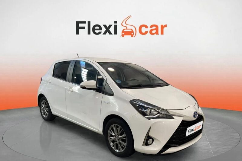 Negro Usado 2019 Toyota Yaris Hybrid Active Berlina | 11.290 € (Super precio) - Imagen 1/4