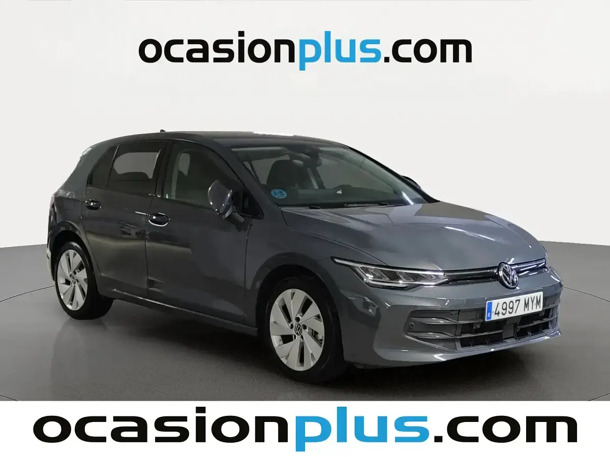 Usado VW Golf VIII 115 CV (84 kW) 2025 Gris Berlina