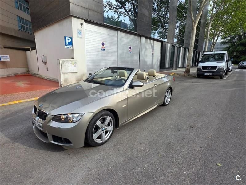 Beige Usado 2009 BMW 320 Cabriolet Descapotable | 8500 € (Buen precio) - Imagen 1/4