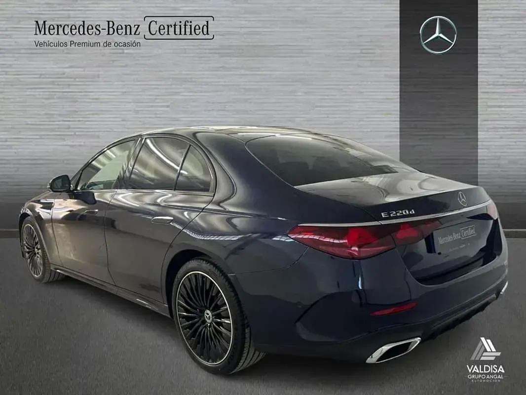 Usado Mercedes E220 197 CV (144 kW) 2025 Berlina