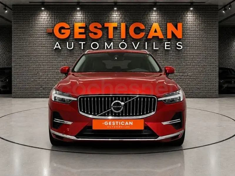 Usado Volvo XC60 Inscription 340 CV (250 kW) 2022 Rojo SUV