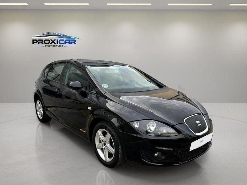Usado Seat Leon Copa 105 CV (77 kW) 2012 Negro Berlina