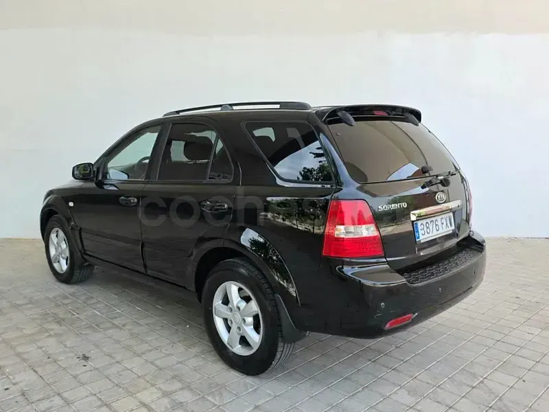 Usado Kia Sorento Active 170 CV (125 kW) 2007 Negro SUV