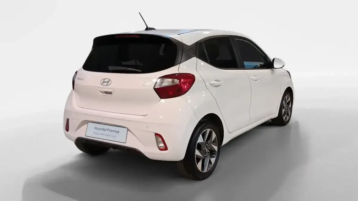 Usado Hyundai i10 63 CV (46 kW) 2025 Blanco Utilitario