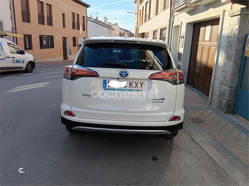 Usado Toyota RAV4 Hybrid 197 CV (144 kW) 2019 Blanco SUV