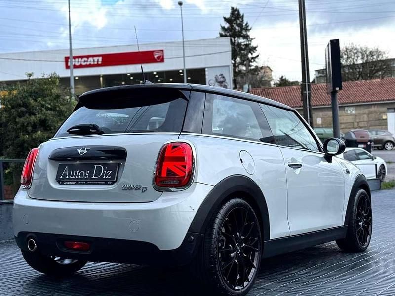 Usado Mini Cooper D Cabriolet 116 CV (85 kW) 2019 Gris Descapotable