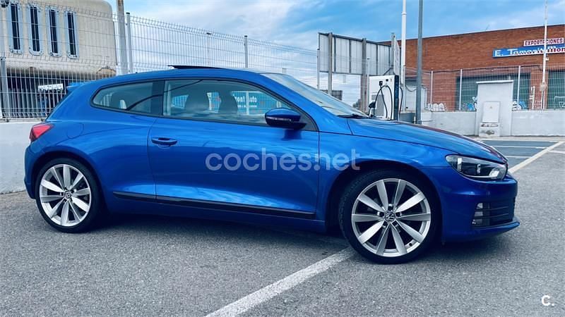 Usado VW Scirocco R-line 125 CV (91 kW) 2014 Azul Coupe