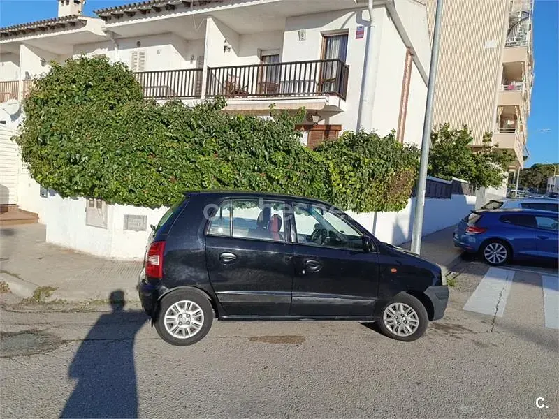 Usado Hyundai Atos GLS 59 CV (43 kW) 2006 Negro Utilitario