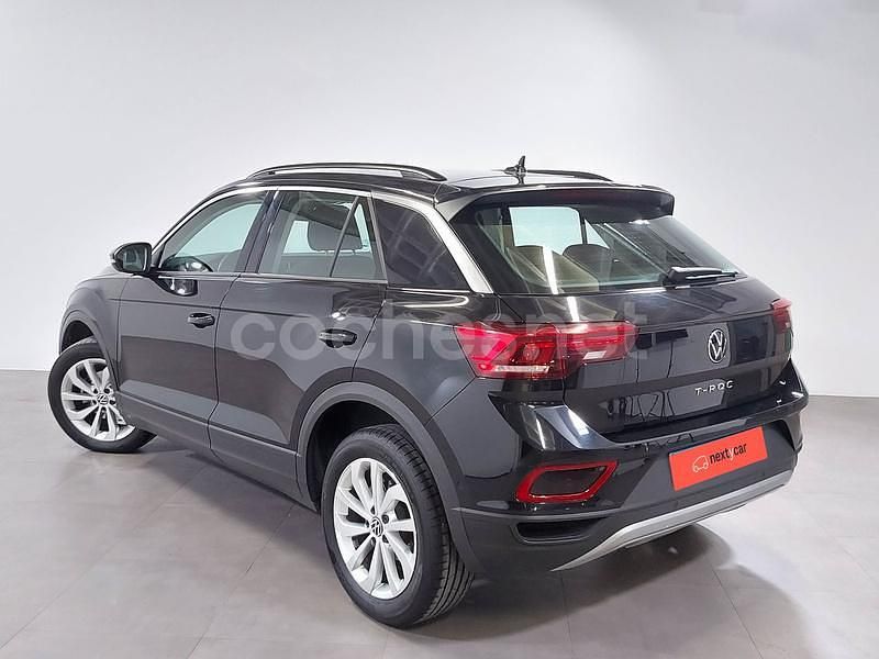 Usado VW T-Roc Life 150 CV (110 kW) 2023 Negro SUV