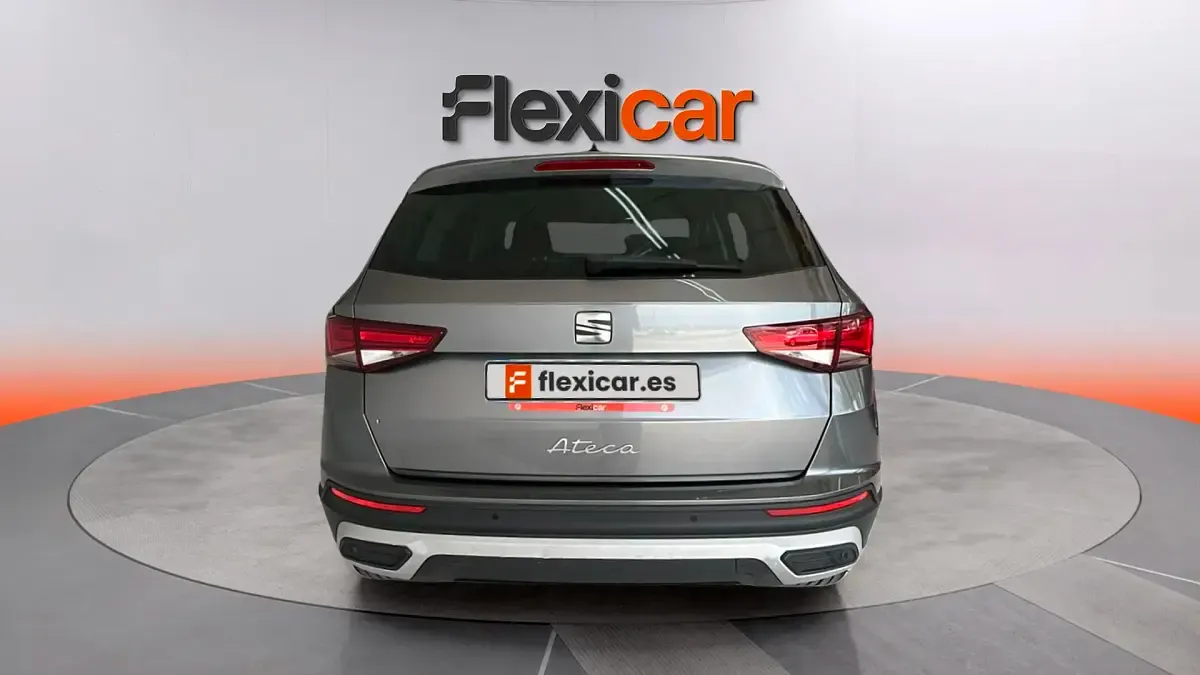 Usado Seat Ateca Style 150 CV (110 kW) 2023 Gris SUV