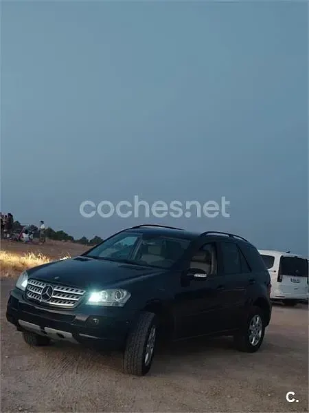 Usado Mercedes ML280 Edition 190 CV (139 kW) 2007 Negro SUV