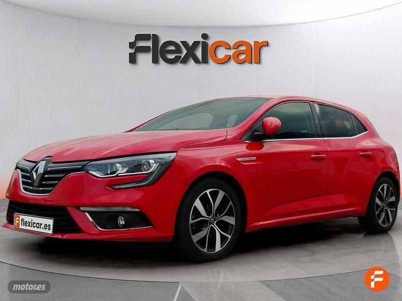 Usado Renault Mégane IV Business 115 CV (84 kW) 2019 Rojo Berlina