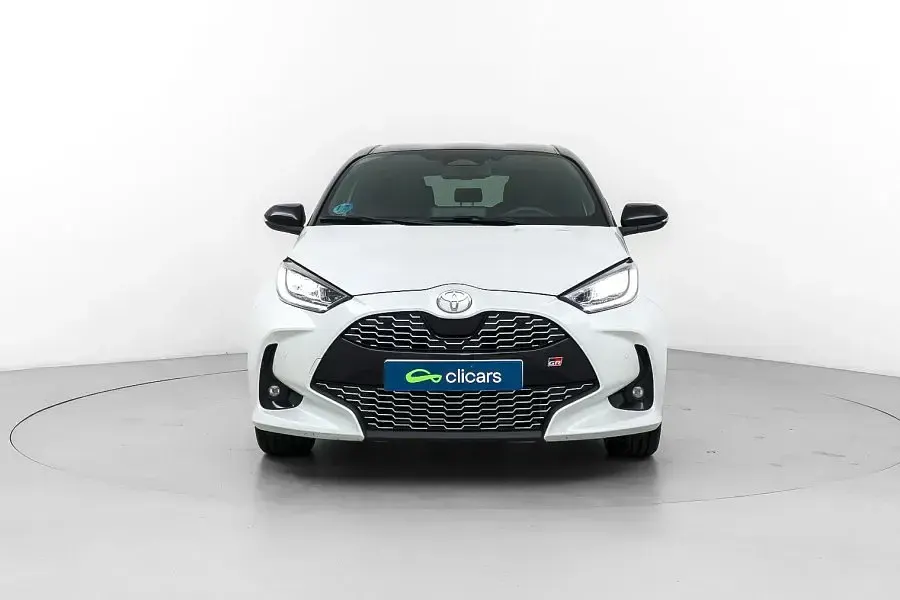 Usado Toyota Yaris Sport 130 CV (95 kW) 2025 Utilitario
