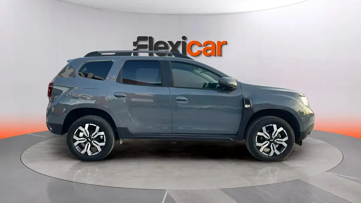 Usado Dacia Duster Expression 131 CV (96 kW) 2023 Gris SUV